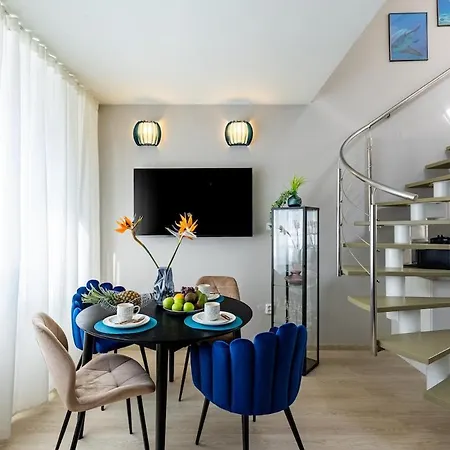 Wave Be Castle * Bratislava