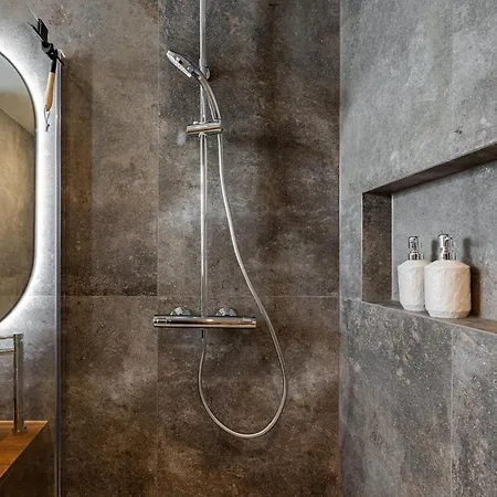 Wave Be Castle ブラチスラヴァ