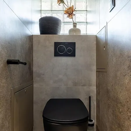 Wave Be Castle ブラチスラヴァ